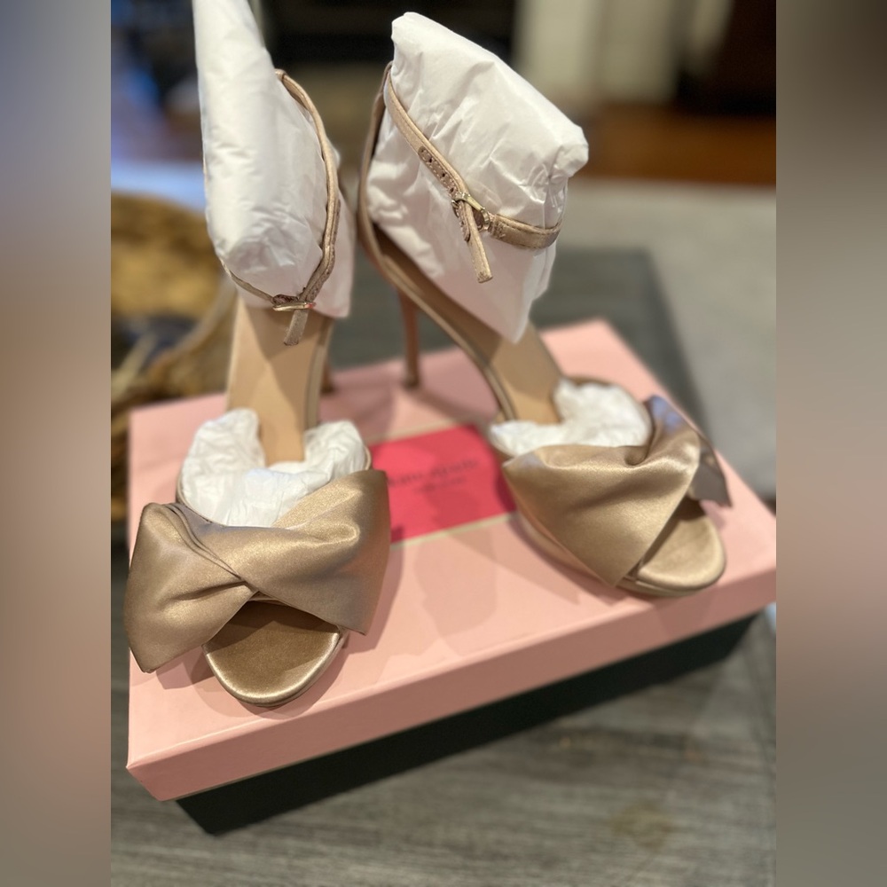 Brand New Kate Spade Blush Satin Heels with Bow - Picture 3 of 13